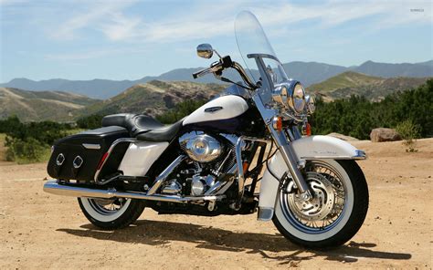 Harley Davidson .